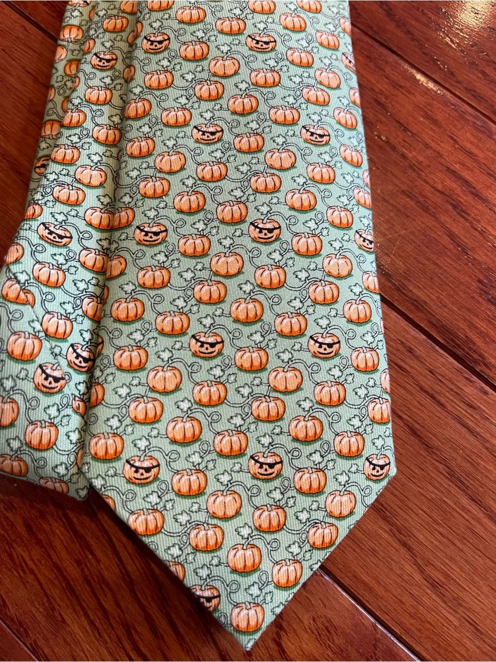 Vineyard Vines Pumpkin Patch Silk Boys Tie Fall Halloween
